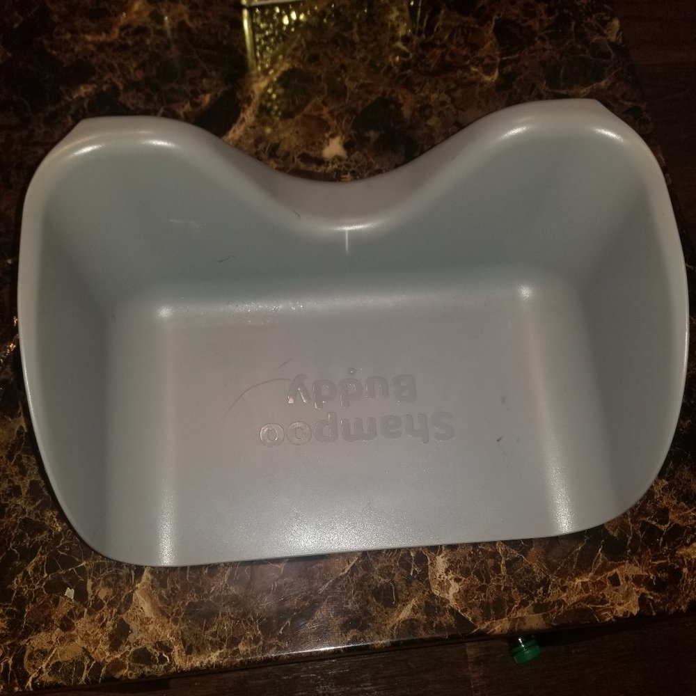 Shampoo Buddy Tear-Free Rinser for Children (Gray) Assorted Colors